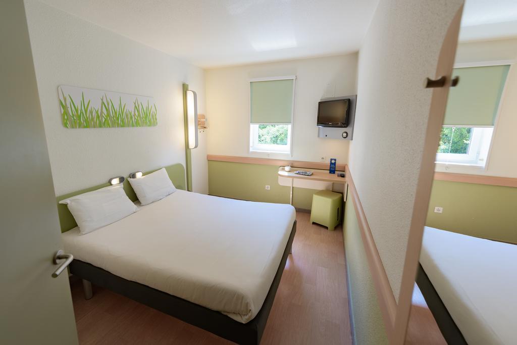 Ibis Budget Centre 2*